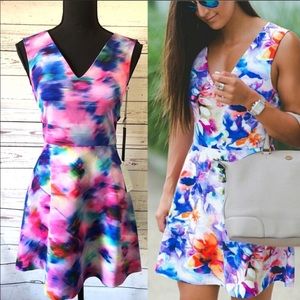 FELICITY & COCO Floral Bouquet McCall Bow CutOut